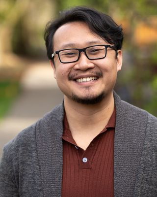 Photo of David 'ted' Huynh, Counselor in Seattle, WA