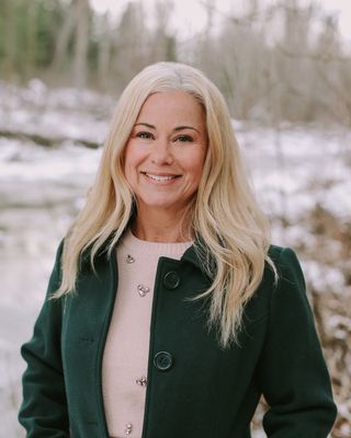 Photo of Shauna Dawn Paynter, Counsellor, BSc, MA, PDPP, RCC