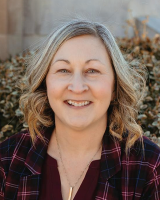 Photo of Holly Logan, Psychiatric Nurse Practitioner, PMHNP