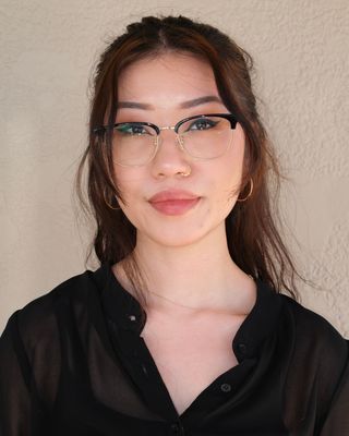 Photo of Jenny Shin, Art Therapist, MA, LGPAT, ATR-P