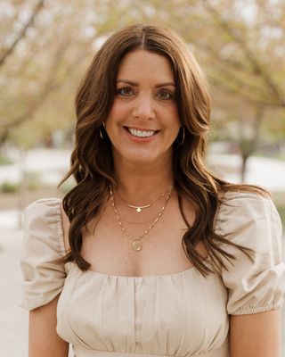 Photo of Ali Springer, Marriage & Family Therapist, LMFT