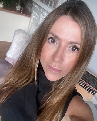 Photo of Lesley Anne Parfitt, Counsellor, PNCPS Acc.