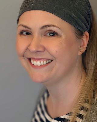 Photo of Erin Wallis, Licensed Professional Counselor Candidate , MA, LPCC