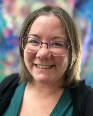 Photo of Amanda J Breczinski, Marriage & Family Therapist Intern
