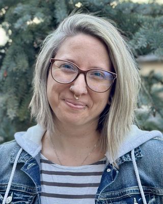 Photo of Melanie Messenger, Clinical Social Work Associate, MSW, CSWA