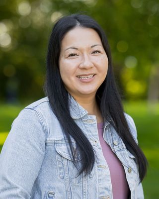 Photo of Natalie Loi, Counsellor, MEd, RCC