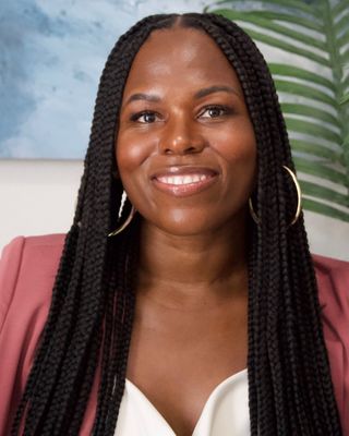 Photo of Vanessa A Hentz, Clinical Social Work/Therapist, LCSW, Veteran
