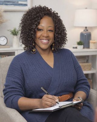 Photo of Shimetra Jones, Clinical Social Work/Therapist, LCSW