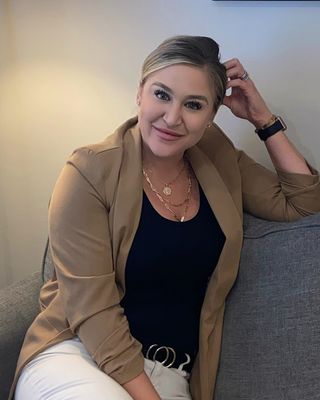 Photo of Meaghan Kinzle, Marriage & Family Therapist, MA, LMFT