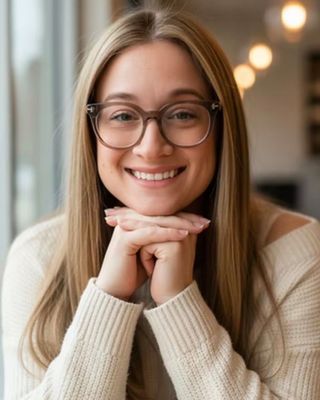 Photo of Justine Jones, LMHC, LCPC, MMFT