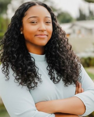Photo of Jamila Meadows, Marriage & Family Therapist Associate, AMFT
