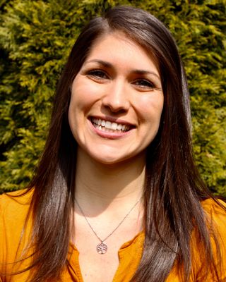 Photo of Carly Battaglia, Licensed Professional Clinical Counselor in Ohio