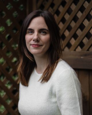 Photo of Beth Ainley - Beth Ainley - Calm Place Therapy, Psychotherapist, MBABCP