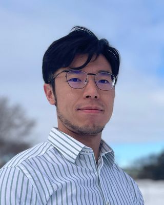 Photo of Athen S.F. Lau, Registered Psychotherapist, R.P., MPM