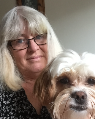 Photo of Penni Neale, Counsellor, MA, MBACP Accred