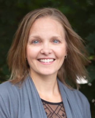 Photo of Jennifer Cox, Licensed Clinical Professional Counselor in Crystal Lake, IL