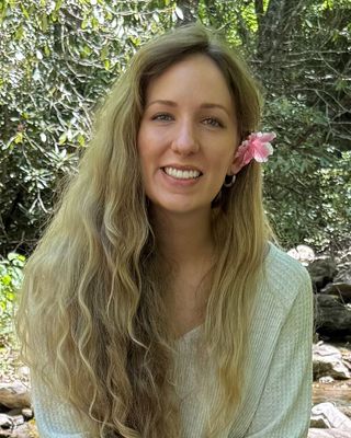 Photo of Presley Ready, Lic Clinical Mental Health Counselor Associate, MA, LCMHCA, NCC