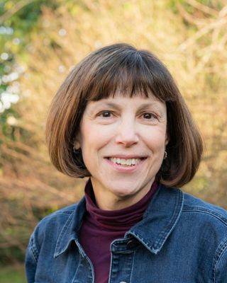 Photo of Dina Elikan, Clinical Social Work/Therapist, LICSW