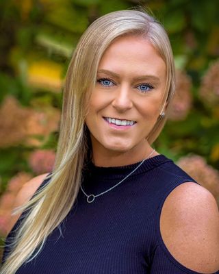 Photo of Lauren Robbins, Counselor in Columbia, MD