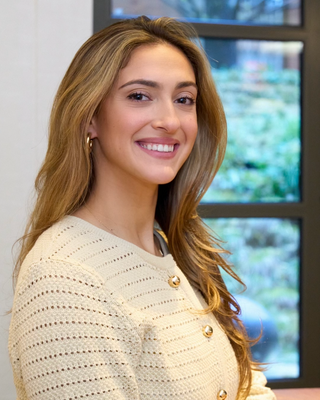 Photo of Jasmine Roizman, Pre-Licensed Professional, MHC-LP