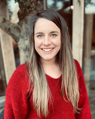 Photo of Fern Durbridge - Fern Durbridge Therapy - CBT and EMDR, Psychotherapist, MBABCP