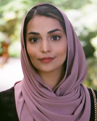 Photo of Aisha Afzal, Registered Social Worker in British Columbia
