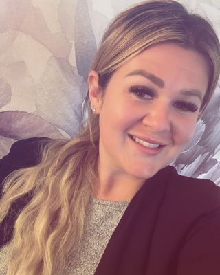 Photo of Laura Plottier-Ramirez, Marriage & Family Therapist, LMFT