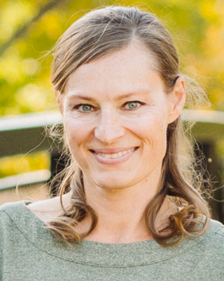 Photo of Rachel Edwards, Counselor in Niwot, CO