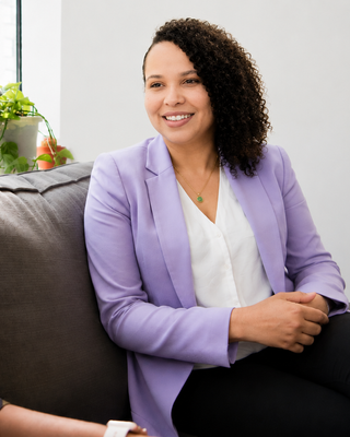 Photo of LaDonn Woodson, Clinical Social Work/Therapist, MSW, LCSW