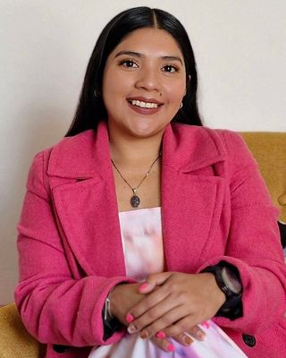 Foto de Yadira Castro Briones, Psicoterapeuta, Maestría