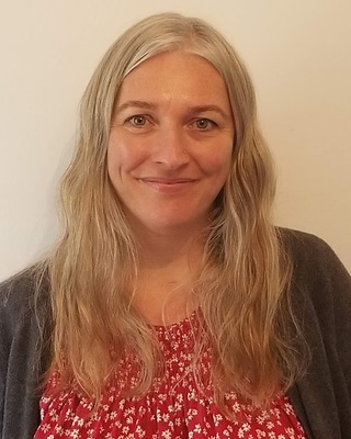 Photo of Hannah Paton, Counsellor in City Center, Bristol, England