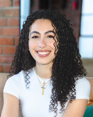 Photo of Erin Ibrahim, Registered Psychotherapist (Qualifying), EMDR, ADHD-SP, MA