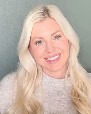 Photo of Noel Stolz, Pre-Licensed Professional, BA Psyc