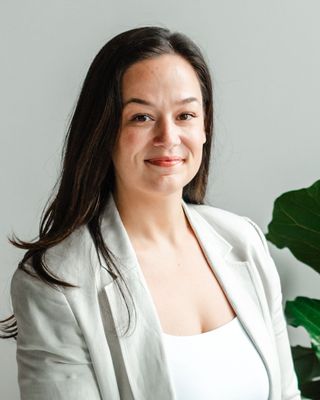 Photo of Kristen Lampros, Clinical Social Work/Therapist, LICSW