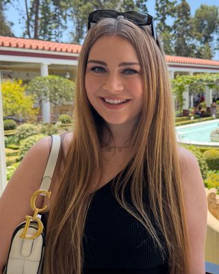 Photo of Chloe McDougal, Marriage & Family Therapist Associate, MA