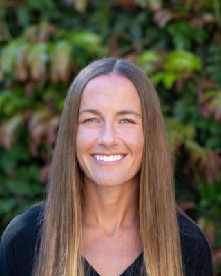Photo of Kristen Hoover, Marriage & Family Therapist Associate, MA, AMFT