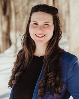 Photo of Zia Ahearn, Clinical Social Work/Therapist, LCSW