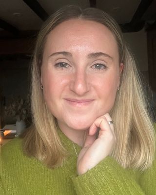 Photo of Jasmin Court, Psychotherapist, MBABCP