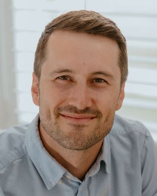 Photo of Eric Strom, MDiv, Registered Psychotherapist