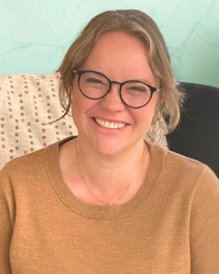 Photo of Natalie Freeman - Atlas Therapy, Registered Psychotherapist (Qualifying)