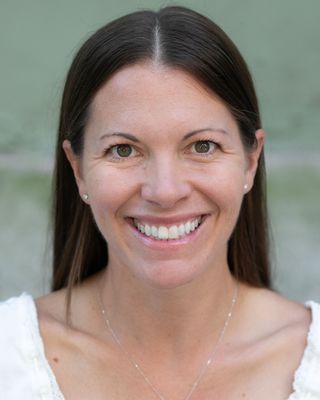 Photo of Julia Ferrence, Clinical Social Work/Therapist, MSW, LCSW