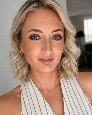 Photo of Kerry Kingsbury, Psychotherapist, MBABCP