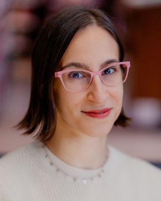 Photo of Sarah Bird, Clinical Social Work/Therapist, LMSW, MFA