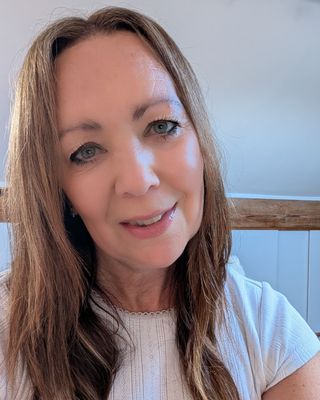 Photo of Anna Gorst, Psychotherapist, MBABCP