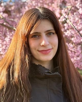 Photo of Dr Claudia Chisari, Psychologist, PhD, CPsychol