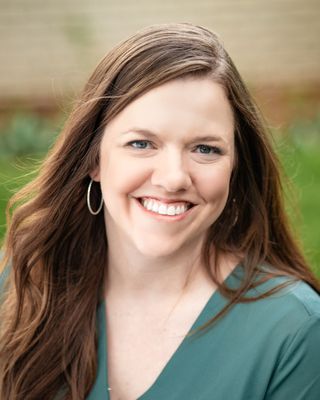 Photo of Anne Lee, Clinical Social Work/Therapist, LSCSW