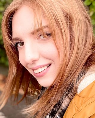 Photo of Katie Fry, Counsellor, DCounsPsych, MNCPS Acc.