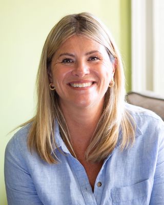 Photo of Liz Goldspink, Counsellor, MBACP Accred