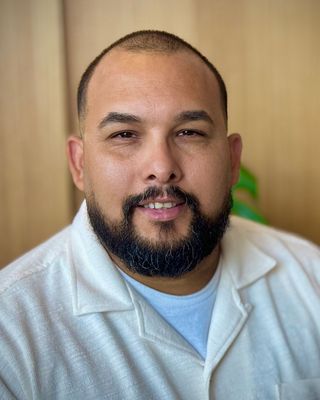 Photo of Dr. Manny Gomez, Registered Associate Clinical Social Worker, DSW, ASW, CPS