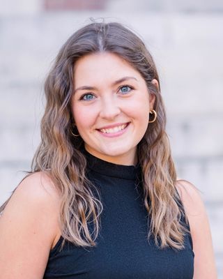 Photo of Alyson Lawrence, LCSW Associate, MSW, LCSW-A